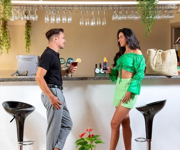 Maria Palace Napospart