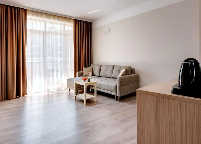 Maria Palace Szálloda Napospart