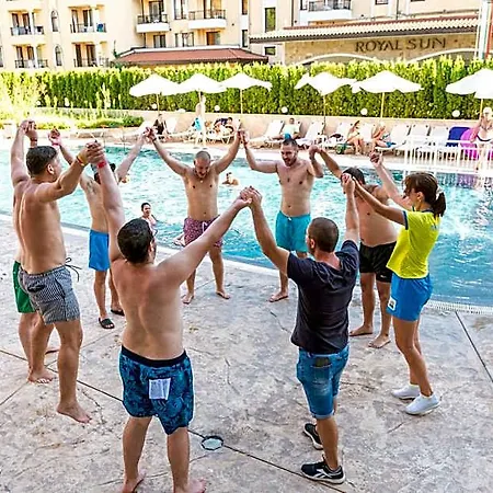 Maria Palace Hotell 4*
